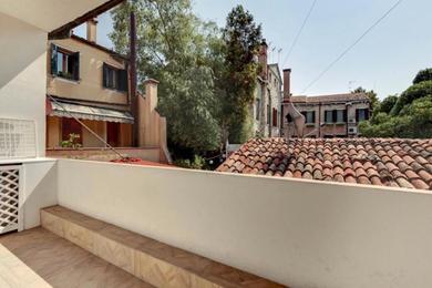 Апартаменты Venice traditional home with terrace