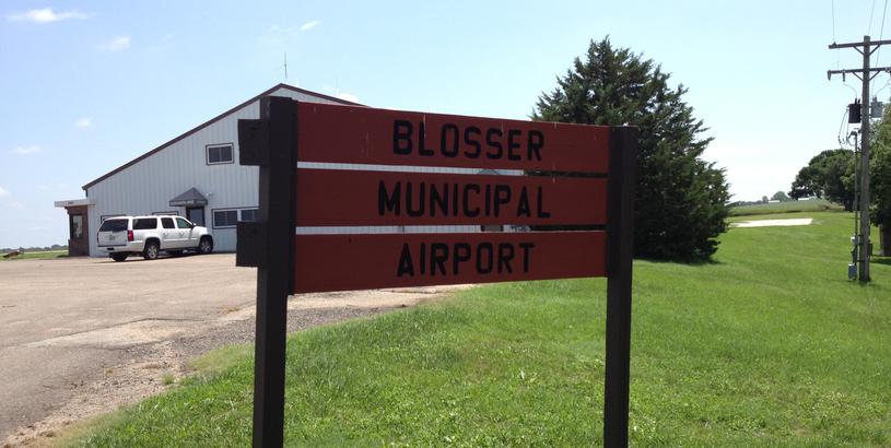 Mobridge Municipal Airport (MBG), Мобридж, Соединенные Штаты