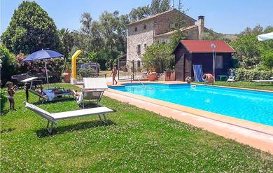 Дом отдыха Stunning Home In Fragneto Monforte With Wifi, 4 Bedrooms And Outdoor Swimming Pool
