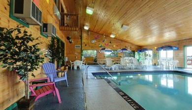 Отель Americas Best Value Inn - Duluth Spirit Mountain Inn