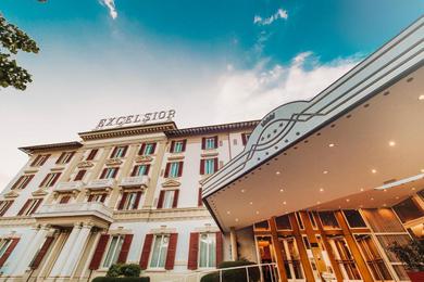 Отель Grand Hotel Excelsior