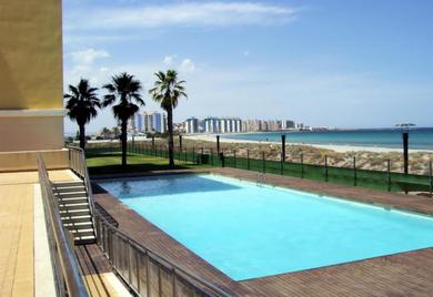 Holiday home Beachfront Penthouse wi-fi pool