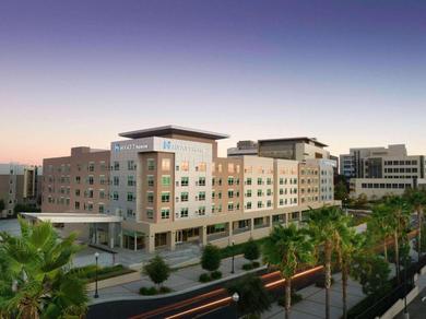 Hotel Hyatt House LA - University Medical Center