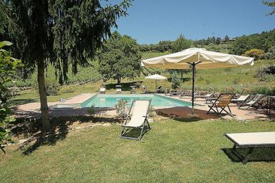Apartments San Martino a Quona Apartment Sleeps 7 with Pool Air Con and WiFi