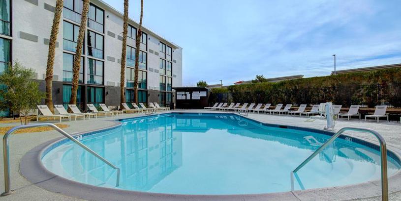 Hotel Doubletree By Hilton Palmdale, Ca