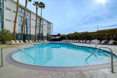 Hotel Doubletree By Hilton Palmdale, Ca