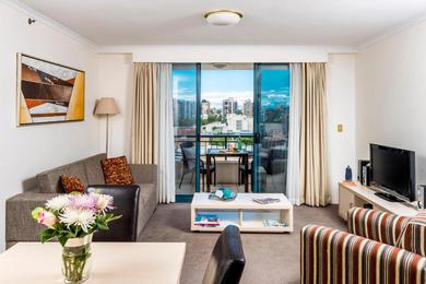 Апарт-отель Oaks Sydney Castlereagh Suites