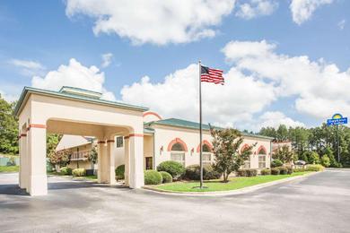 Motel Days Inn & Suites by Wyndham Columbia Airport