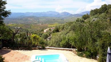 Holiday home 3 bedrooms house with private pool enclosed garden and wifi at Los Romanes