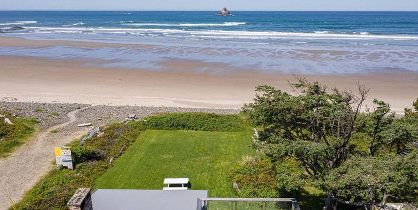 Holiday home Sona Tra by AvantStay Ocean Views Easy Beach Access Large Yard