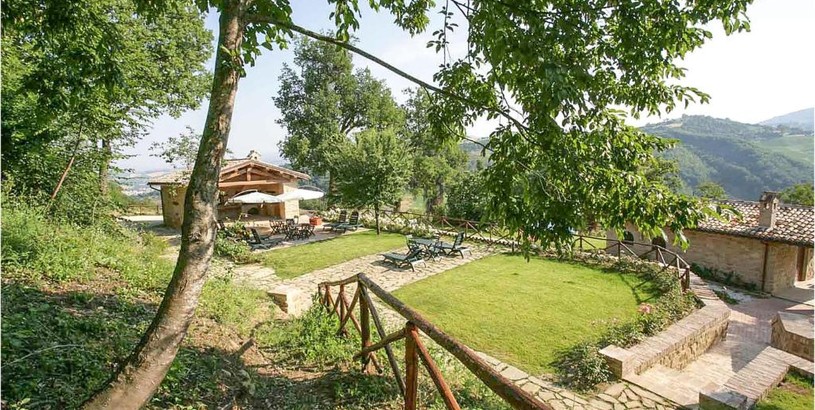Дом отдыха Stunning home in Camerino with Outdoor swimming pool, WiFi and 1 Bedrooms