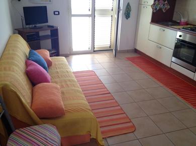Apartments Lovely apartment with pool in Calabria sleeps 4