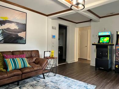 Holiday home Downtown Retreat with Fun Amenities