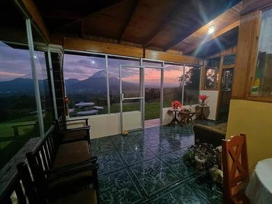 Дом отдыха Arenal Volcano View-Crystal House