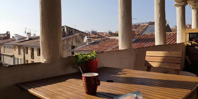 Apartments Appartement de charme avec terrasse - Vieil Aix