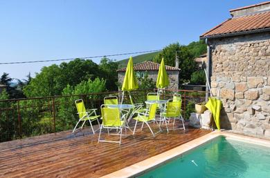 Holiday home Maison de 5 chambres avec piscine privee et terrasse amenagee a Genestelle