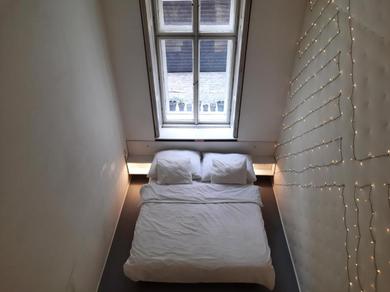 Guest house DOWNTOWN PRAGUE minimalistic room in flatshare
