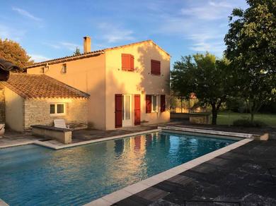 Villa Villa de 2 chambres avec piscine privee jardin et wifi a Cabrieres d'Avignon
