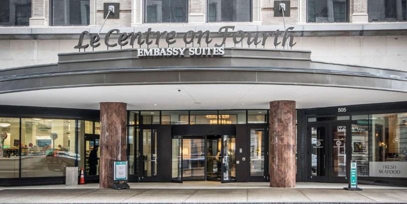 Отель Embassy Suites Louisville Downtown