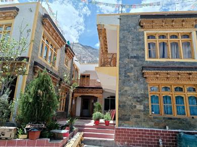 Guest house Himalayan Regal House