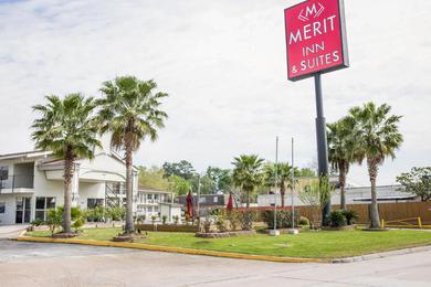 Motel Merit Inn and Suites