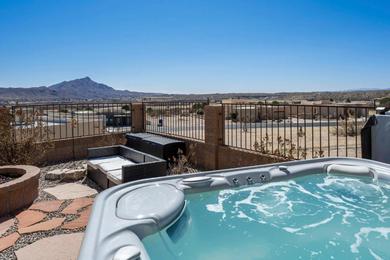Villa TURTLEBACK OASIS - Minutes to Lake, Hot Springs, Golf - Luxurious, Spacious and Equipped