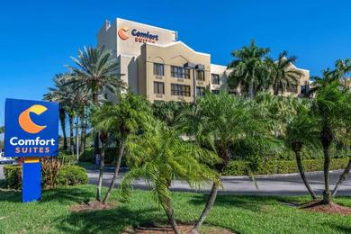 Отель Comfort Suites Miami