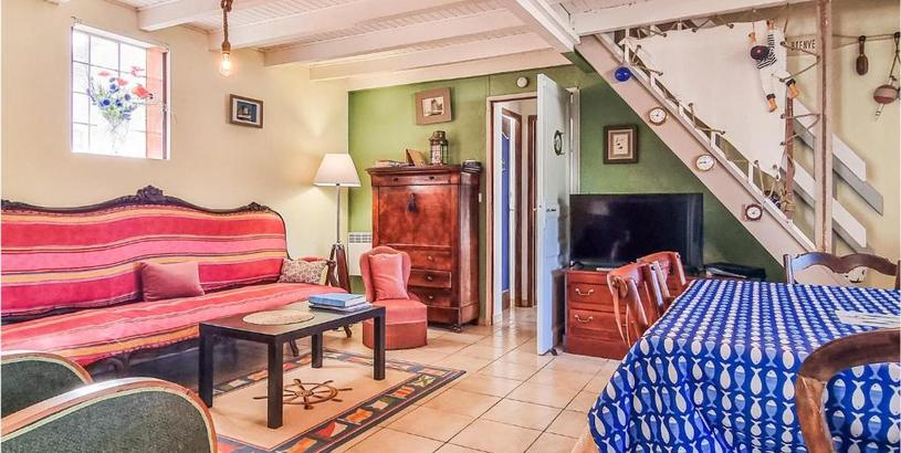 Holiday home Amazing home in La Bre-les-Bains with WiFi and 4 Bedrooms