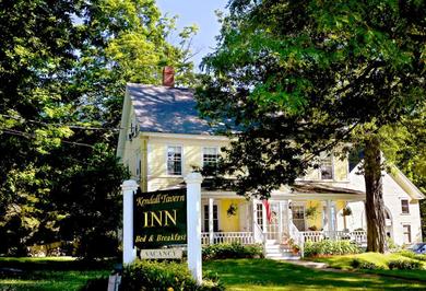 Guest house Kendall Tavern Inn Bed and Breakfast