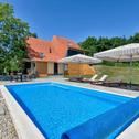 Holiday home Awesome Home In Bedenica With 3 Bedrooms, Wifi And Heated Swimming Pool