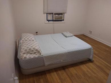 Guest house You Price Space "La Guardia Airport"