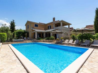 Villa Villa Salvea with heated pool