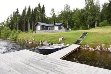 Holiday home Cozy holiday home with its own jetty and panoramic views of Norra Orsjon