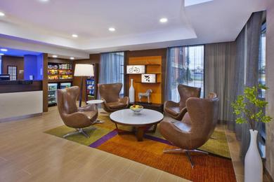Отель Fairfield by Marriott Inn & Suites Herndon Reston