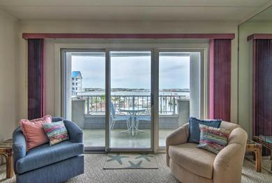 Apartments Condo with Resort Pool and Marina, Less Than 2 Mi to Boardwalk