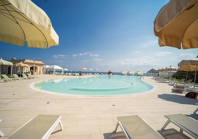 Aparthotel Le Castella Resort & Beach
