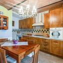Дом отдыха Amazing home in Mazzolla with WiFi and 3 Bedrooms