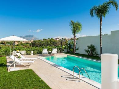 Villa Exclusive villa in Marausa with private pool