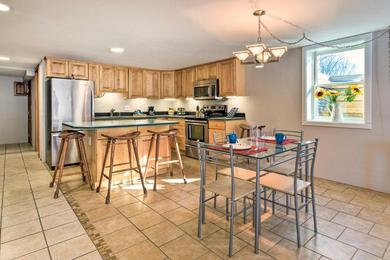 Apartments Byron Center Apartment - 16 Miles to Grand Rapids!