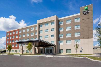 Отель Holiday Inn Express & Suites Sanford - Lake Mary, an IHG Hotel