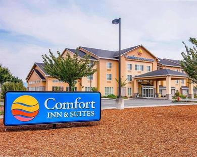 Отель Comfort Inn & Suites Creswell