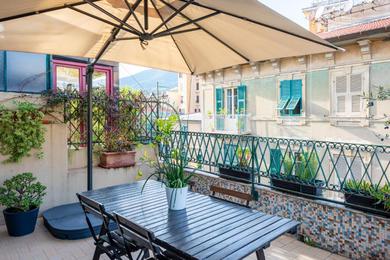 Апартаменты Bastione Central Apt with Charming Terrace