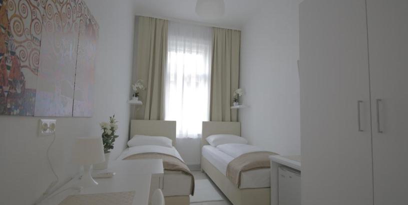 Guest house CH-Hotel Luka Budget