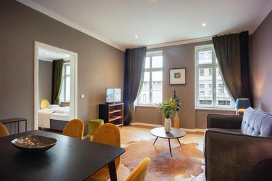 Апартаменты Leipzig-Suites No.12 4 Zimmer Apartment und Balkon