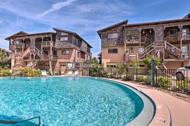 Holiday home Breezy NSB Townhome with Pool, Beach Access On-Site