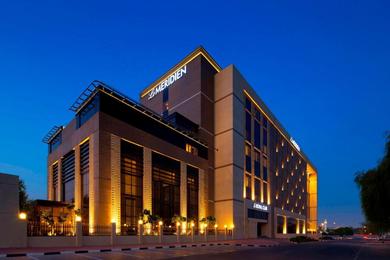 Отель Le Meridien Dubai Hotel, Royal Club & Conference Centre