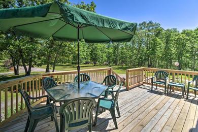 Дом отдыха Wisconsin Dells Family Home with Fire Pit and BBQ!