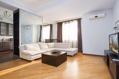 Central Yerevan 2 bedrooms Premium apartment small center