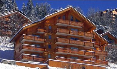Apartments Newly renovated 7-9pers Luxury Chalet in Meribel Centre 85m2 3BR 3BA with stunning Mountain View