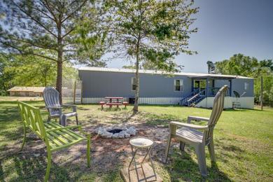 Rural Mississippi Vacation Rental about 12 Mi to Lake!